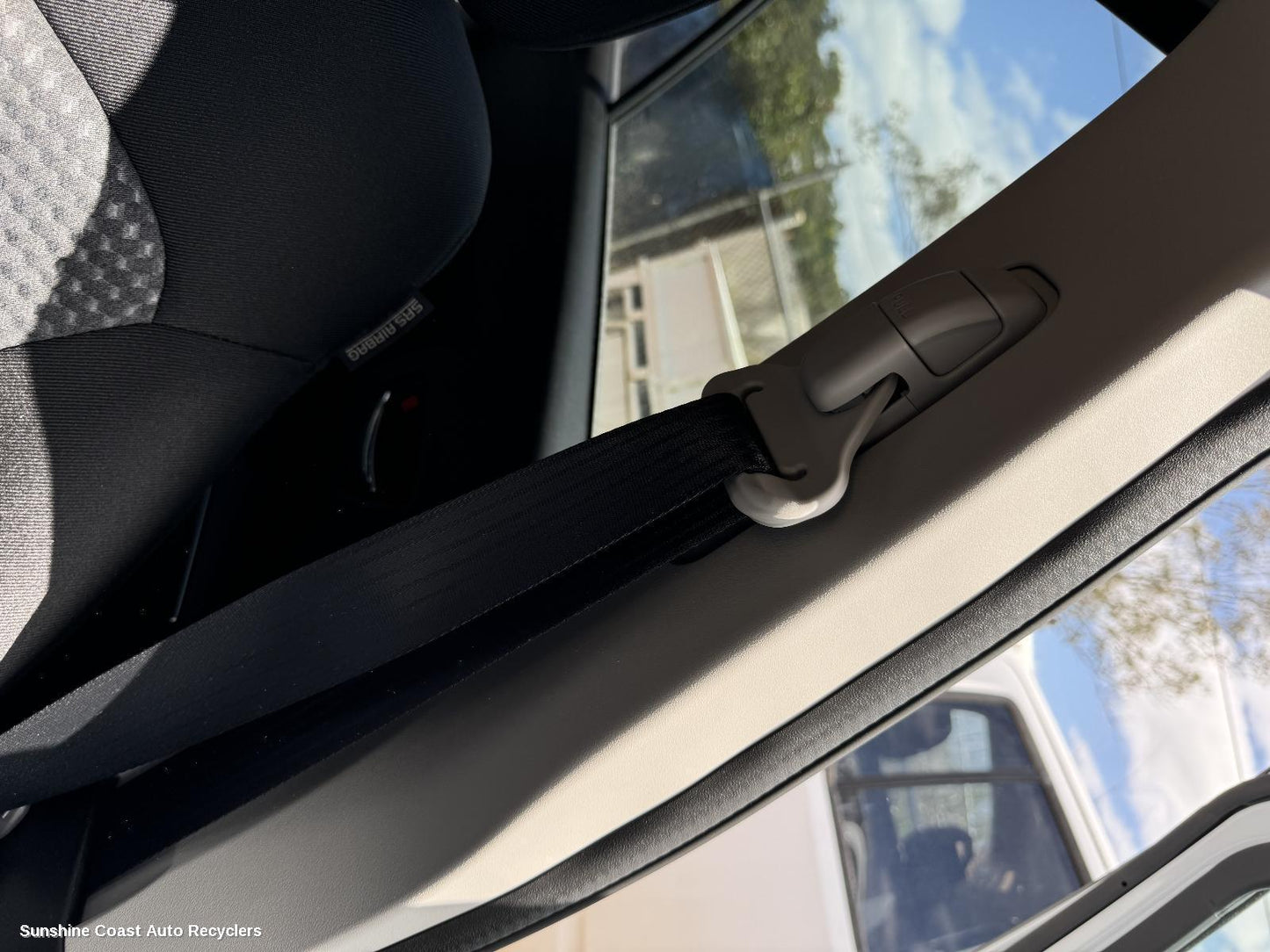 2023 Suzuki S-cross Seatbelt Stalk