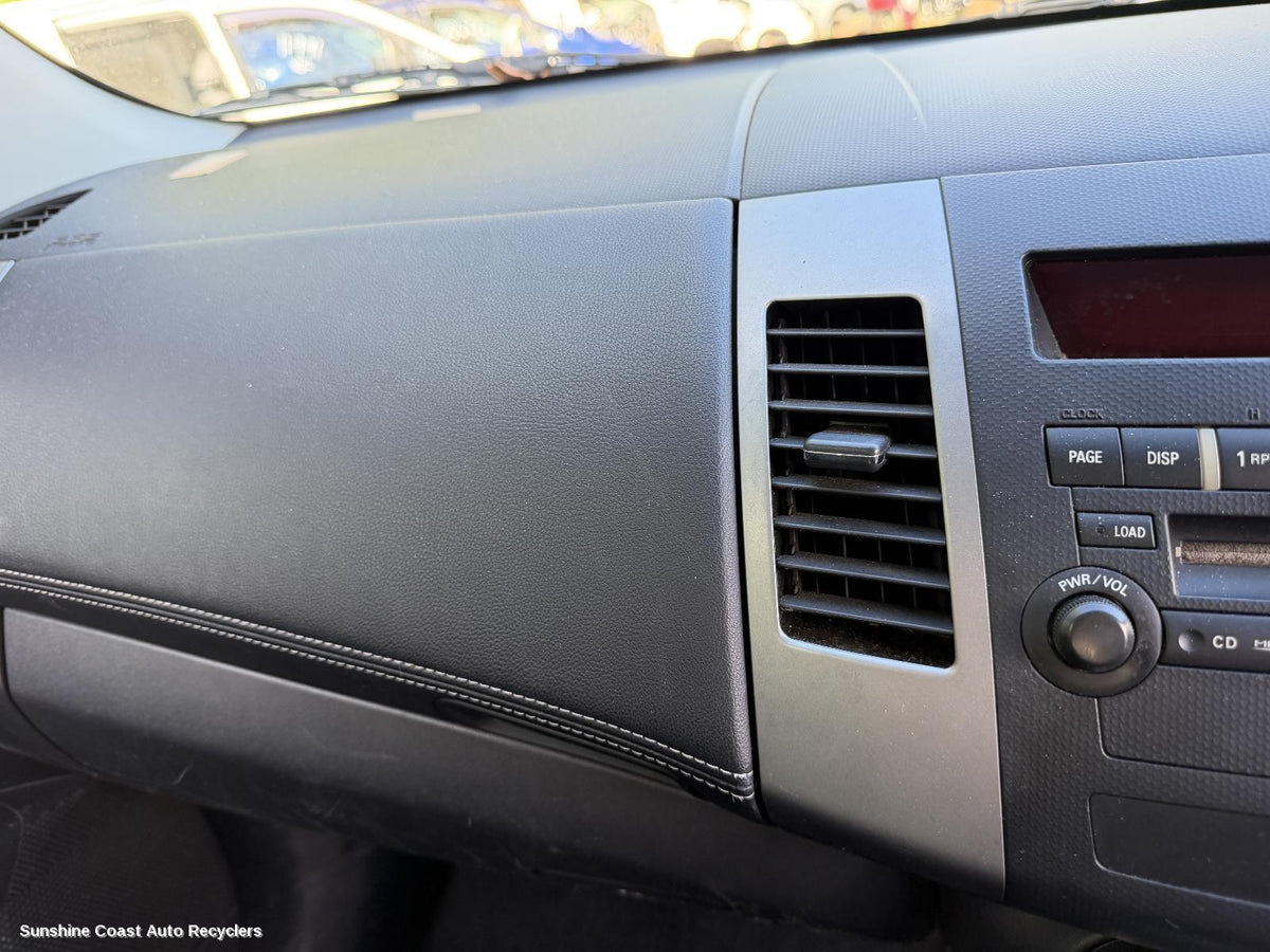 2009-2012 Mitsubishi Outlander Misc