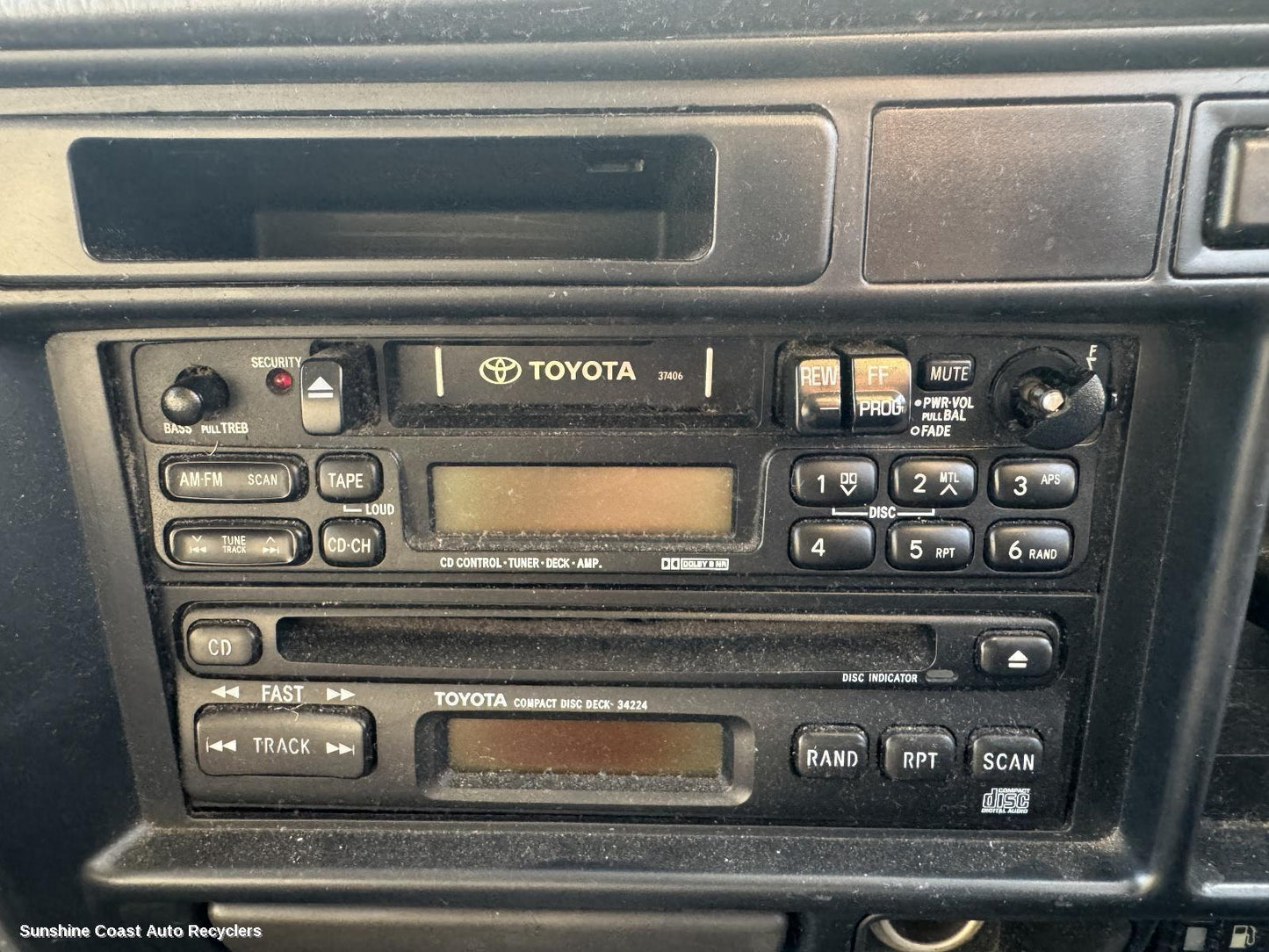 1996 Toyota Landcruiser Radio Cd Dvd Sat Tv