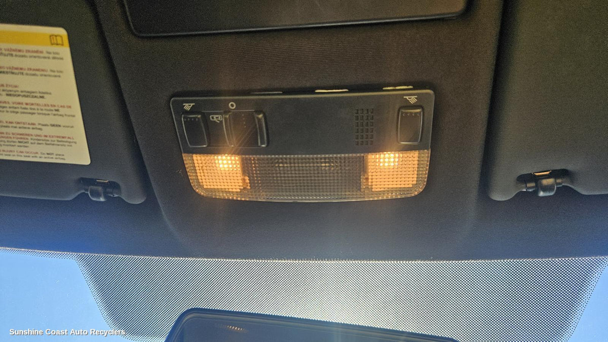 2011-2015 Skoda Fabia Courtesy Light