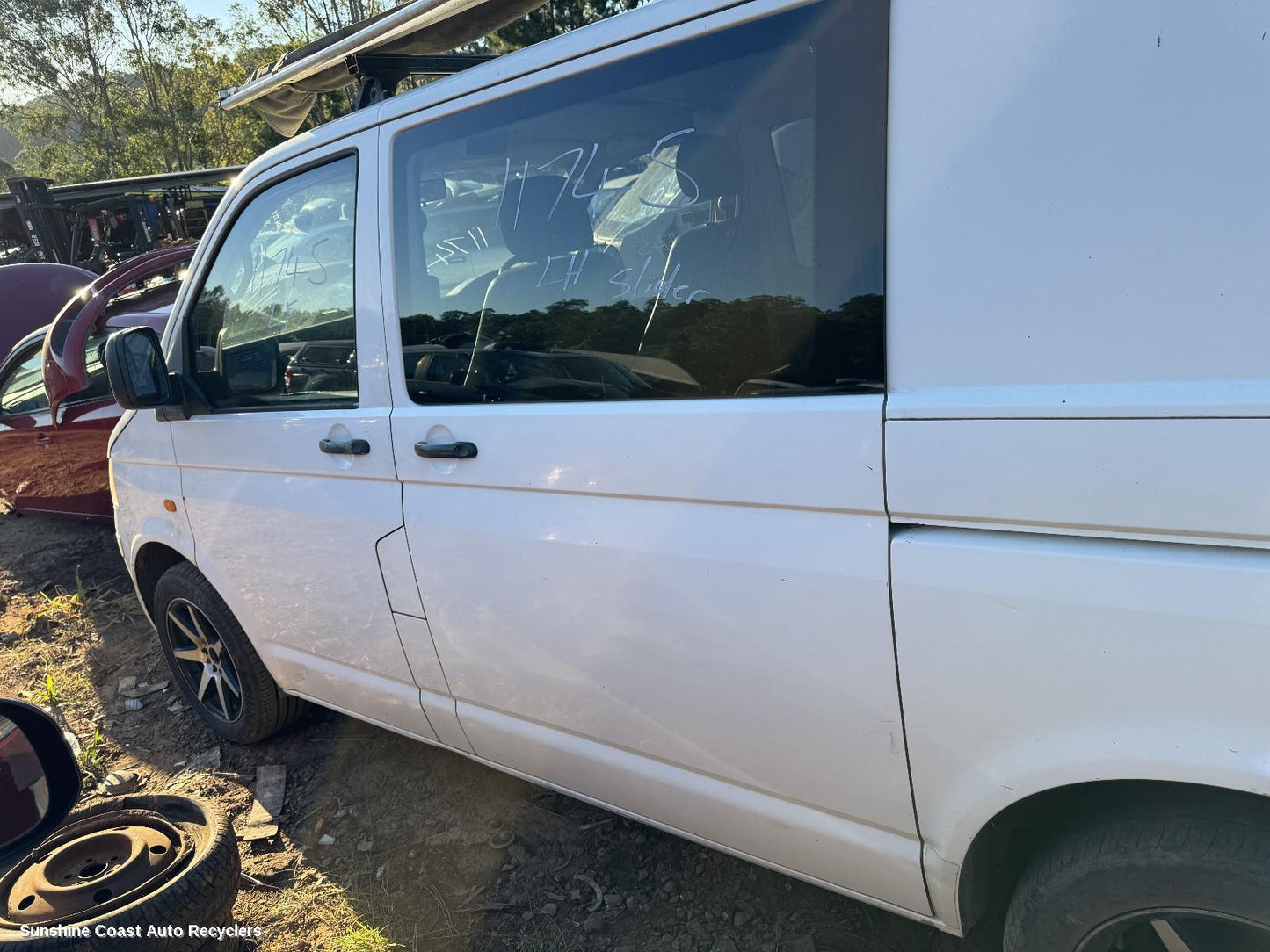 2004-2015 Volkswagen Transporter Left Rear Door Sliding