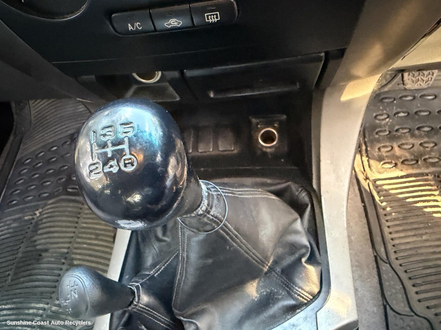 2003-2004 Toyota Prado Gear Stick Shifter