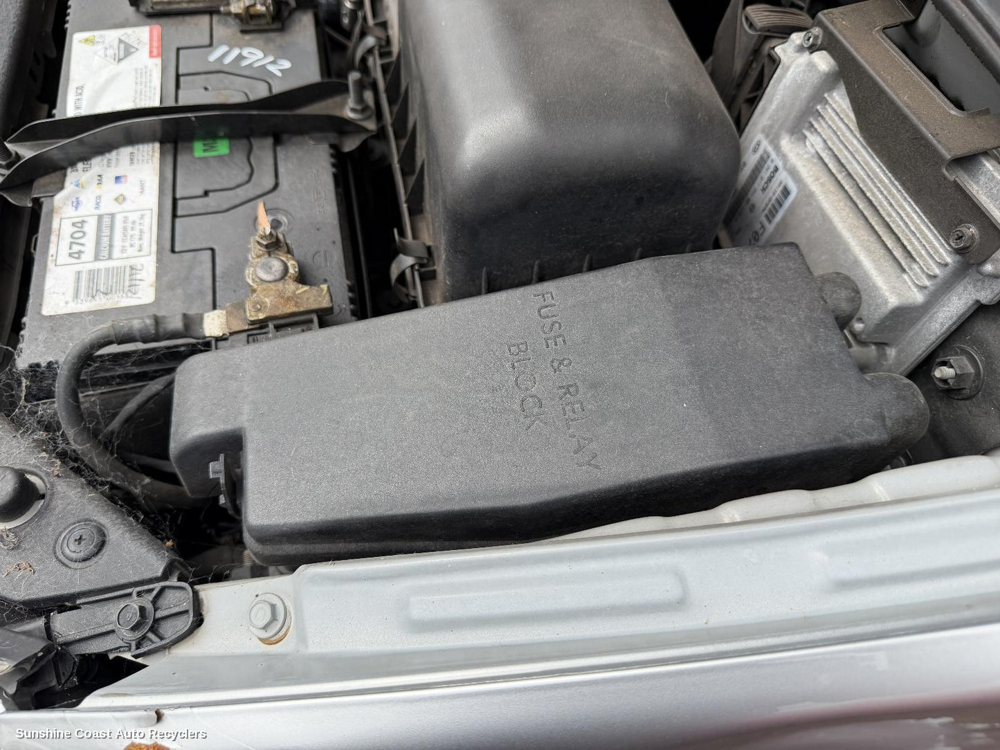 2010-2014 Kia Carnival/grand Carnival Fuse Box