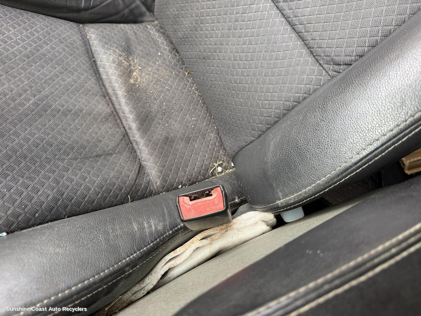 2004-2016 Ford Territory Seatbelt Stalk