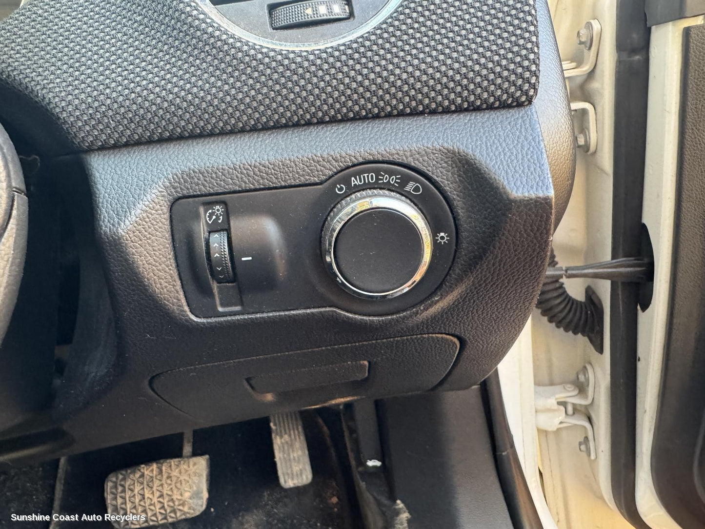 2015 Holden Cruze Combination Switch