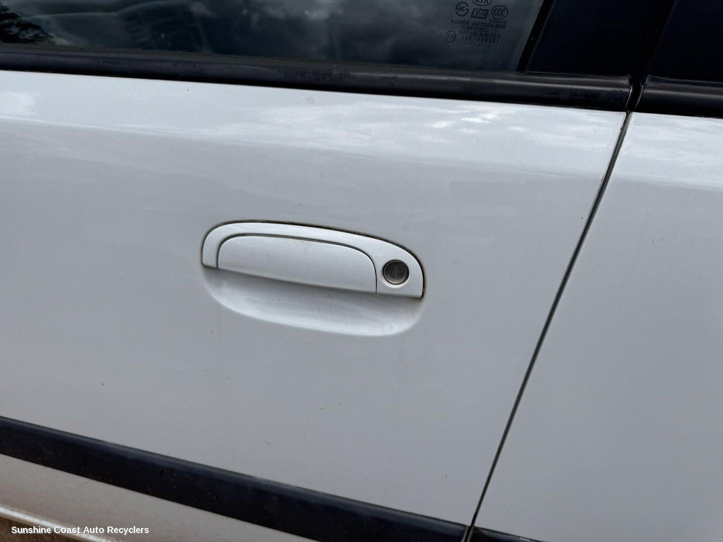 2007 Kia Rio Door Handle