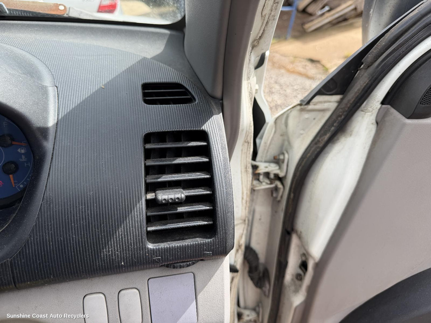 2006-2009 Mitsubishi Triton Misc