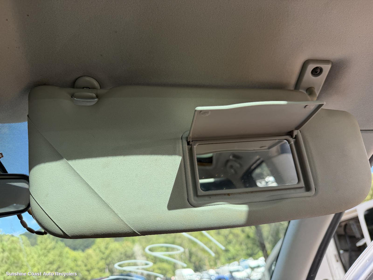 2007-2014 Nissan Dualis Sunvisor