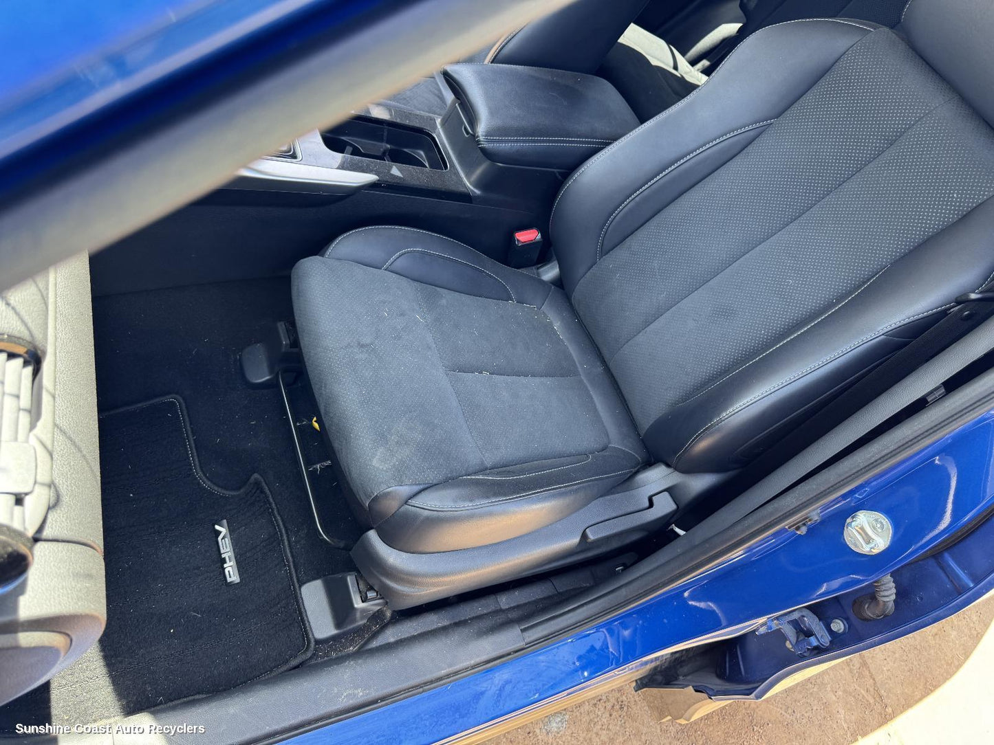 2020-2026 Mitsubishi Eclipse Cross Front Seat