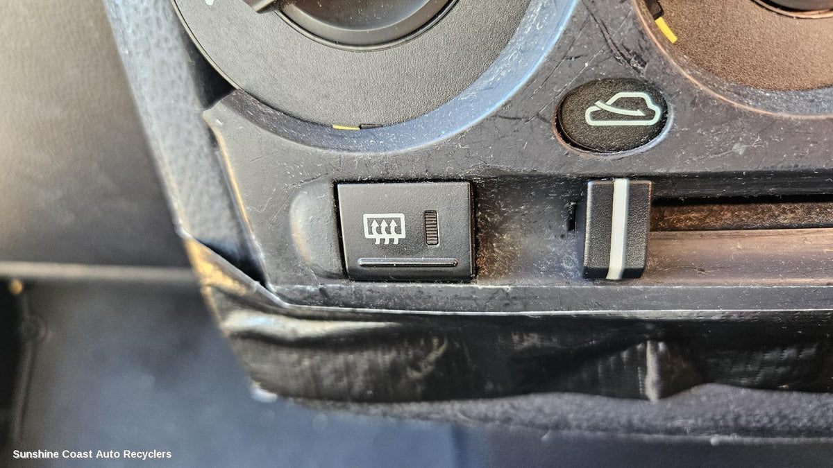 2002-2011 Hyundai Getz Misc Switch Relay