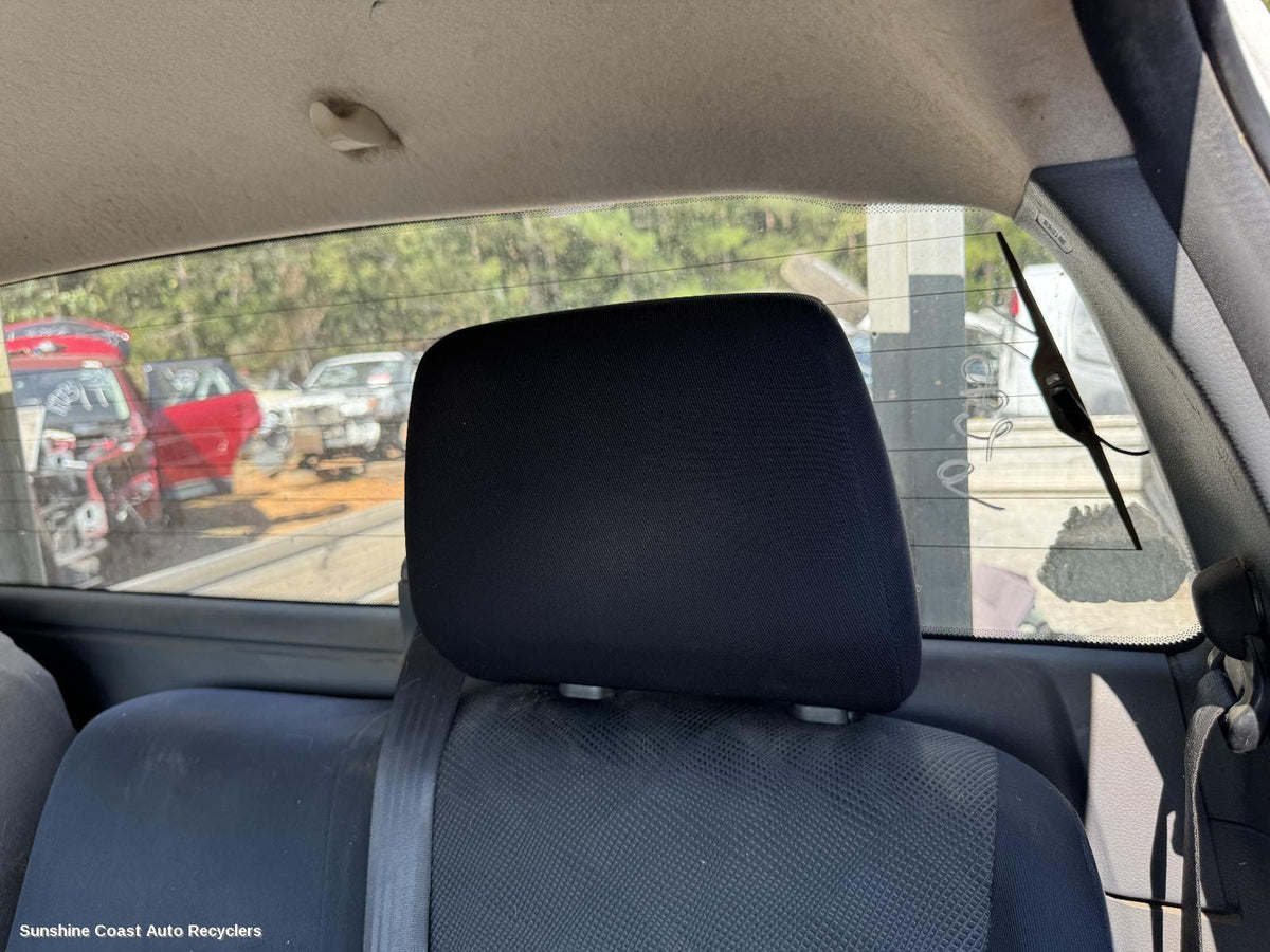 2011-2020 Mazda Bt50 Headrest