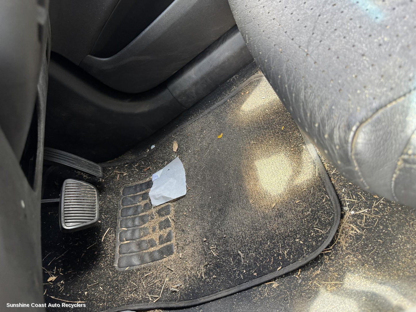 2010 Holden Commodore Floor Mats