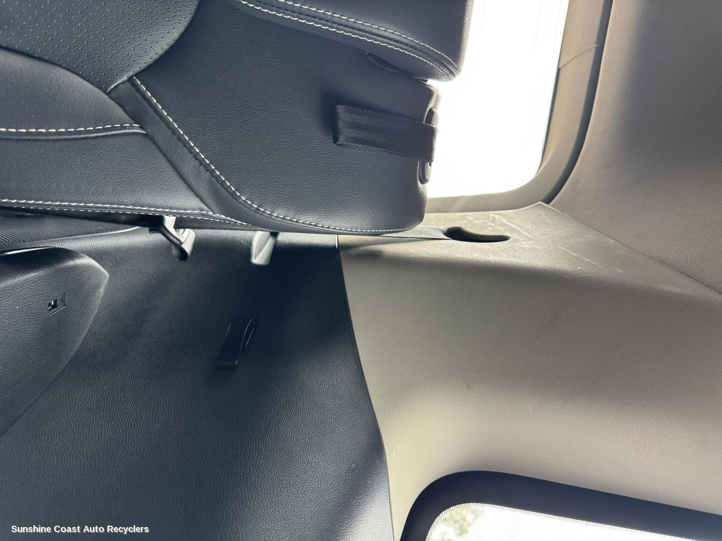2022 Ldv D90 Seatbelt Stalk