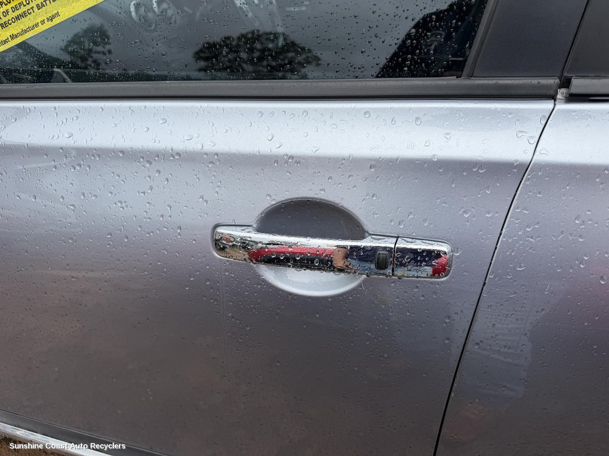 2007-2014 Nissan Dualis Door Handle