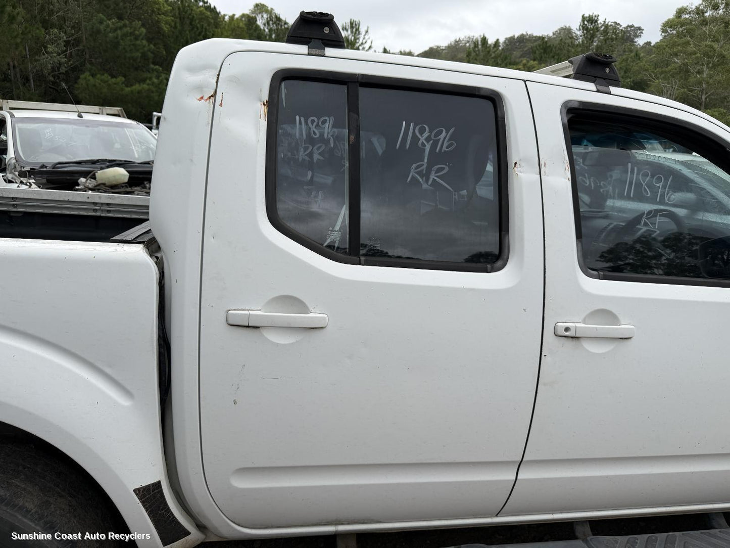 2011 Nissan Navara Right Rear 1 4 Door Glass