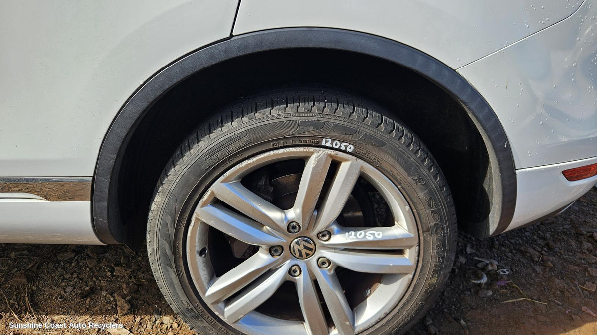 2010-2018 Volkswagen Touareg Wheel Arch Flare