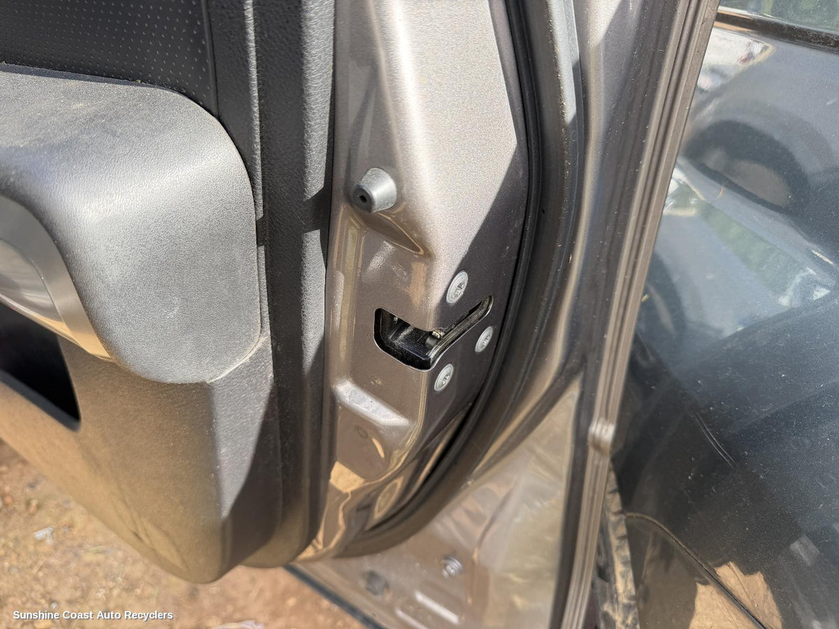 2007-2013 Nissan Xtrail Door Boot Gate Lock