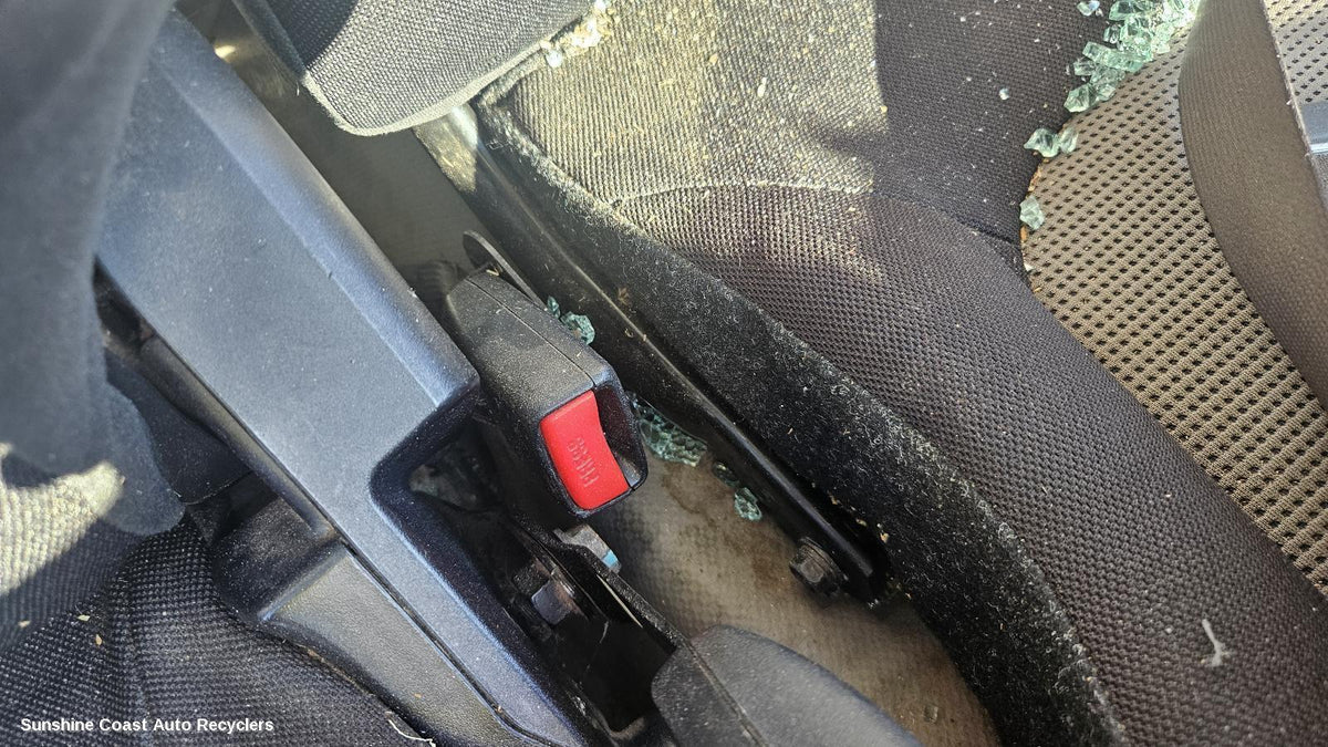 2009-2015 Mitsubishi Triton Seatbelt Stalk