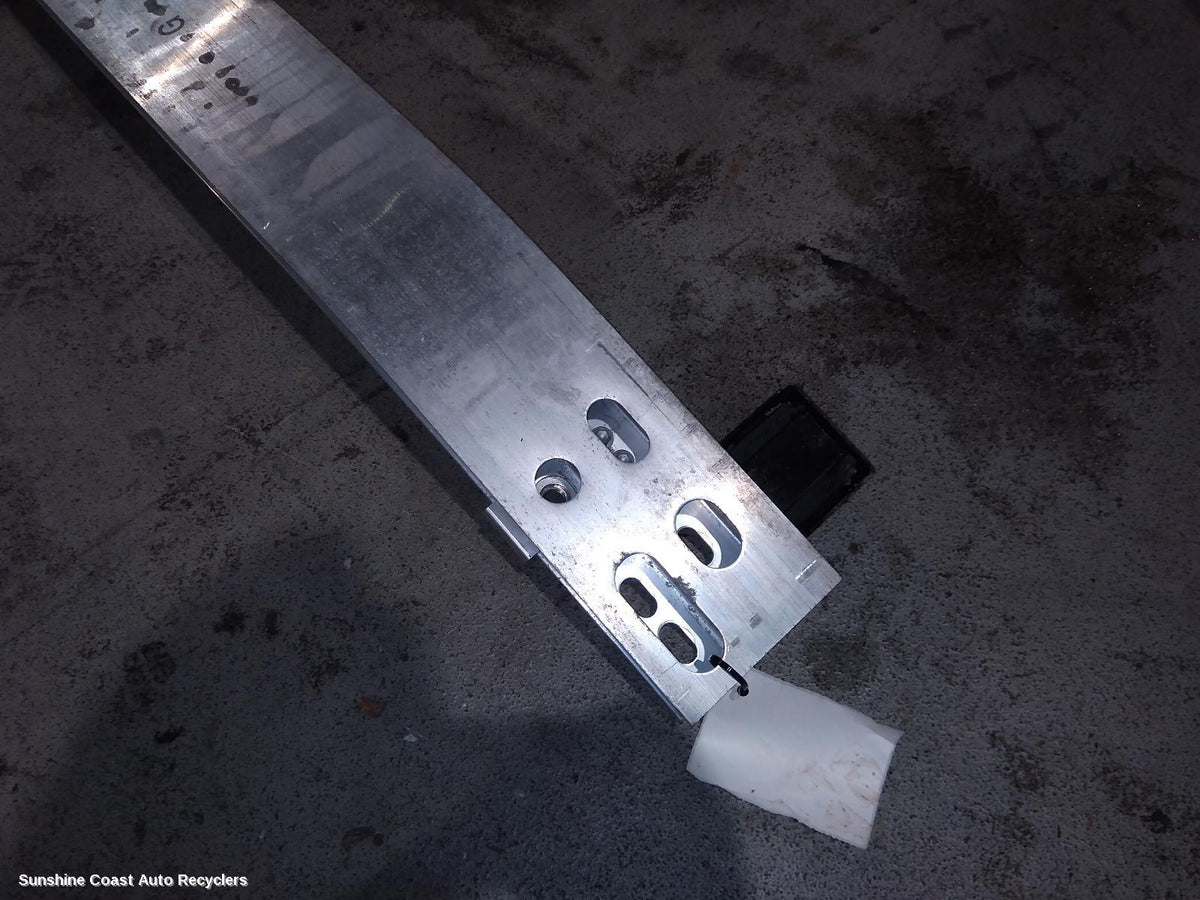 2013-2020 Lexus Ct200h F Bar Reinforc Brack