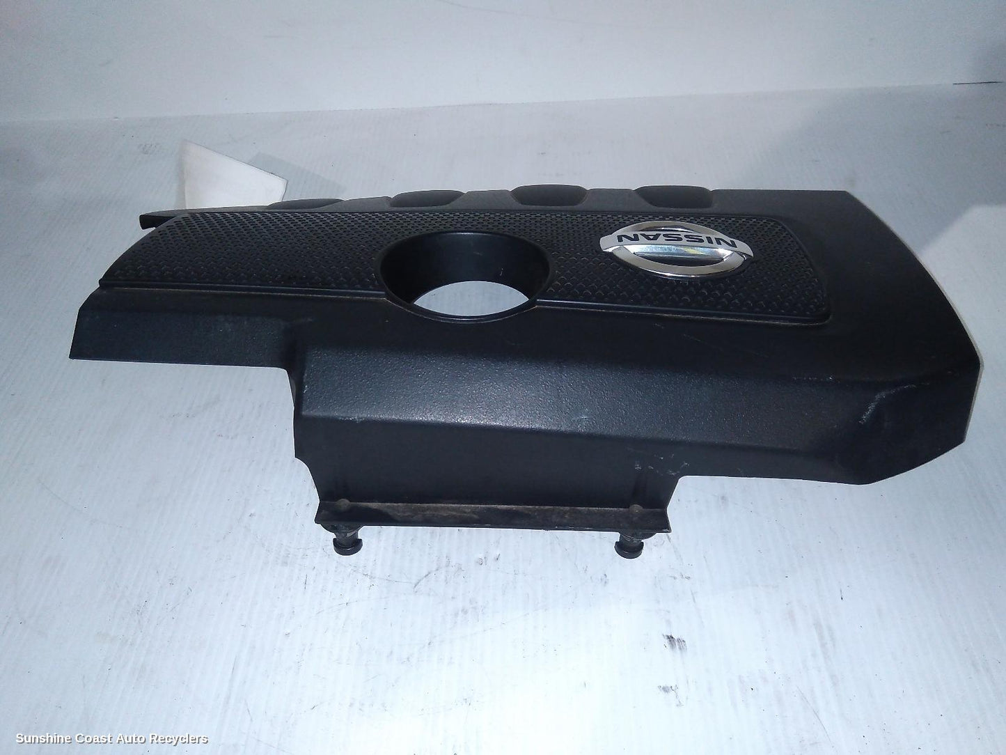 2015 Nissan Pulsar Engine Cover