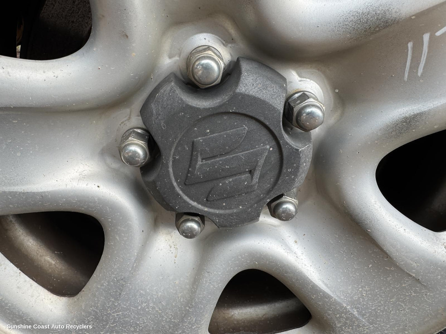 2014 Suzuki Vitara Wheel Cover Hub Cap