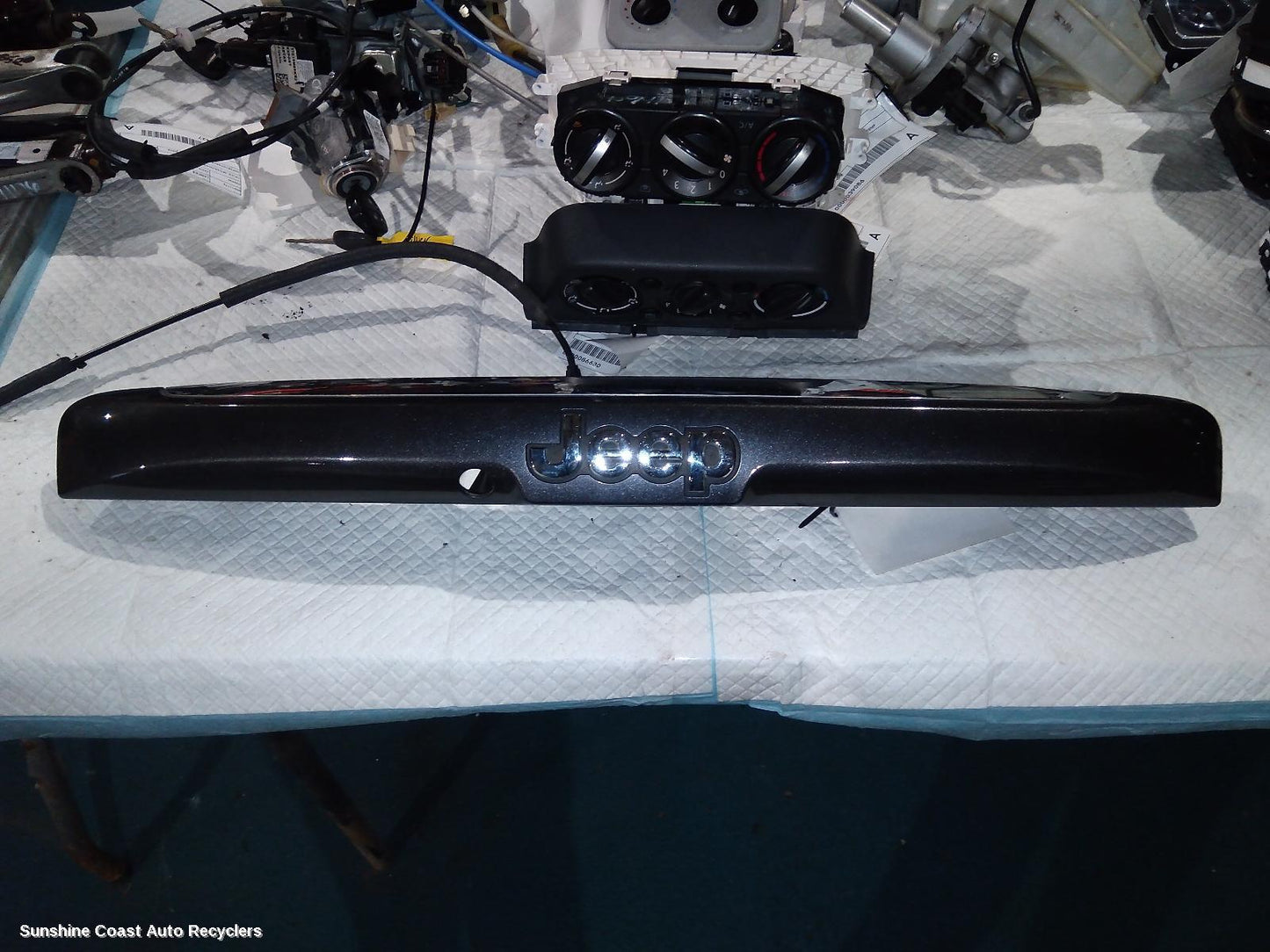 2014 Jeep Compass Rear Garnish