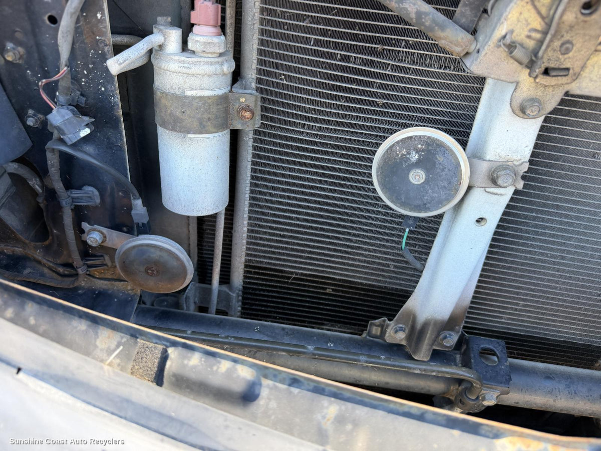 2009-2015 Mitsubishi Triton Horn
