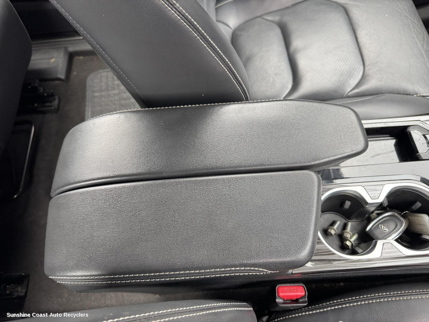 2022 Ldv D90 Console
