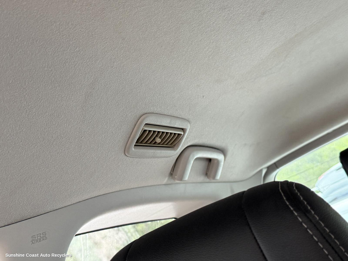2006-2014 Mitsubishi Pajero Grab Handle