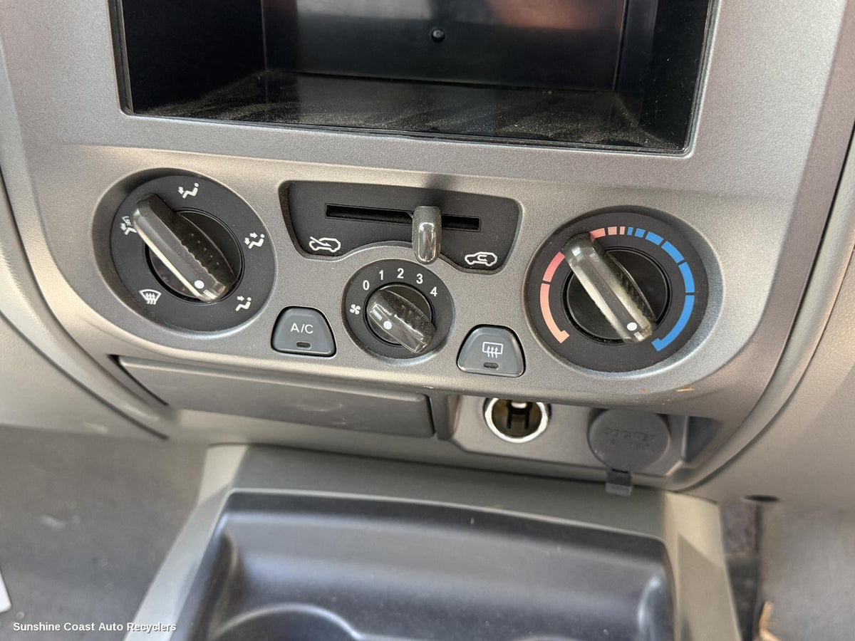 2009-2015 Great Wall V200/v240 Heater Ac Controls