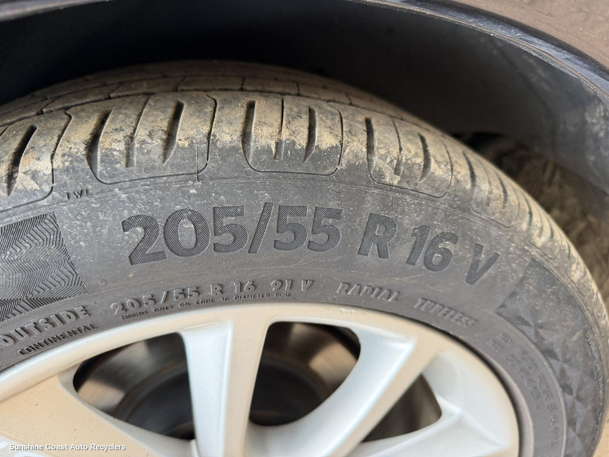 2011-2016 Subaru Impreza Tyre