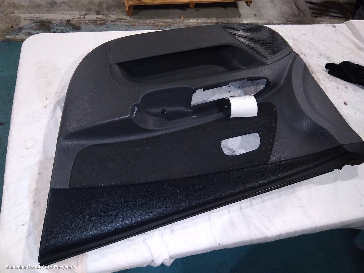 2005-2006 Kia Rio Door Trim