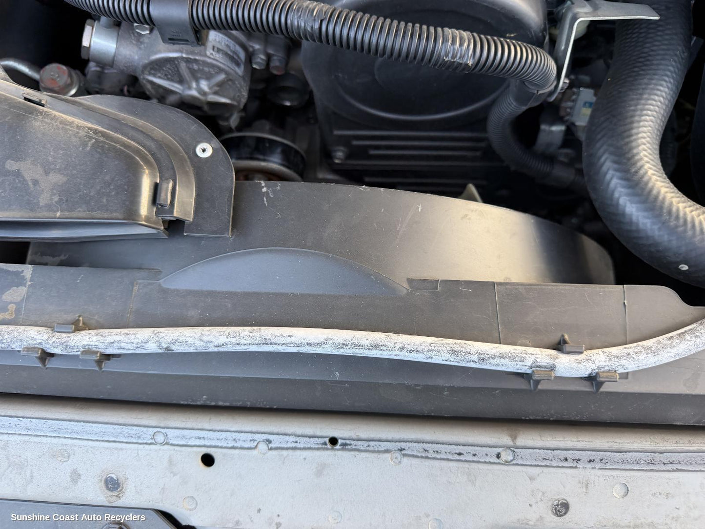 2009-2015 Mitsubishi Challenger Fan Shroud