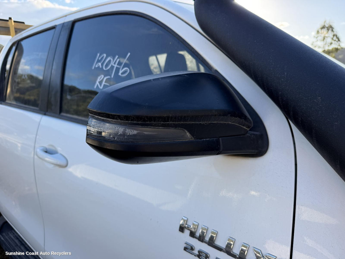 2015-2025 Toyota Hilux Right Door Mirror