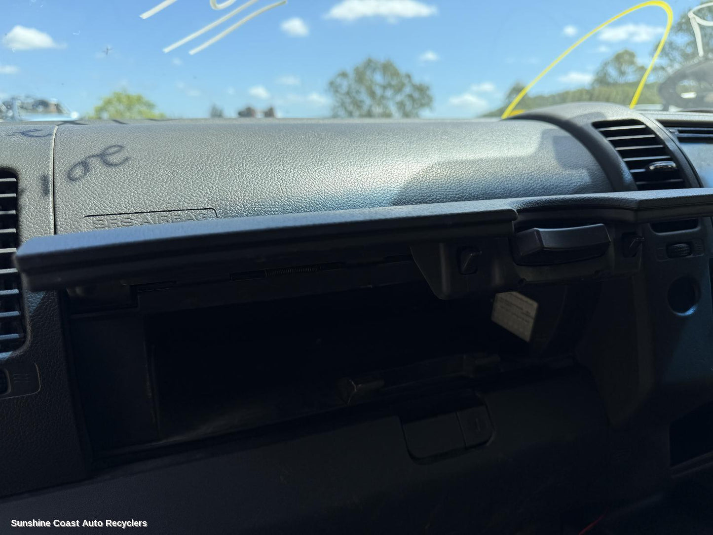 2005-2015 Nissan Navara Glove Box