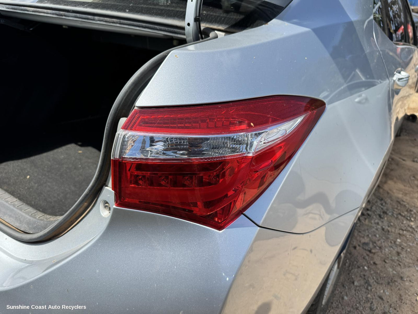 2013-2016 Toyota Corolla Right Taillight
