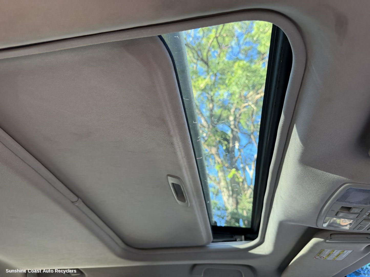 2007-2015 Mazda Cx9 Roof Glass Sunroof T