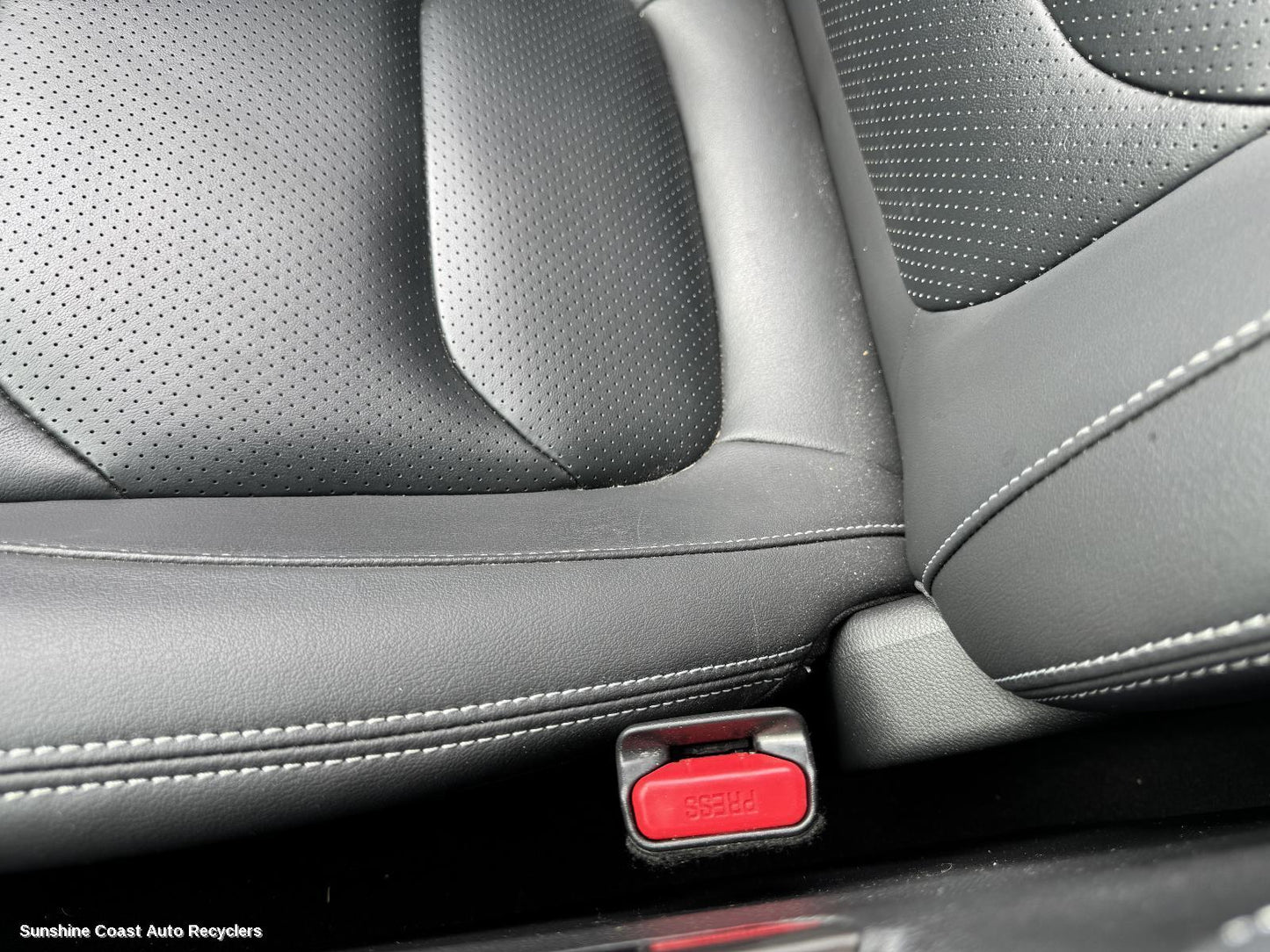 2023 Ldv D90 Seatbelt Stalk