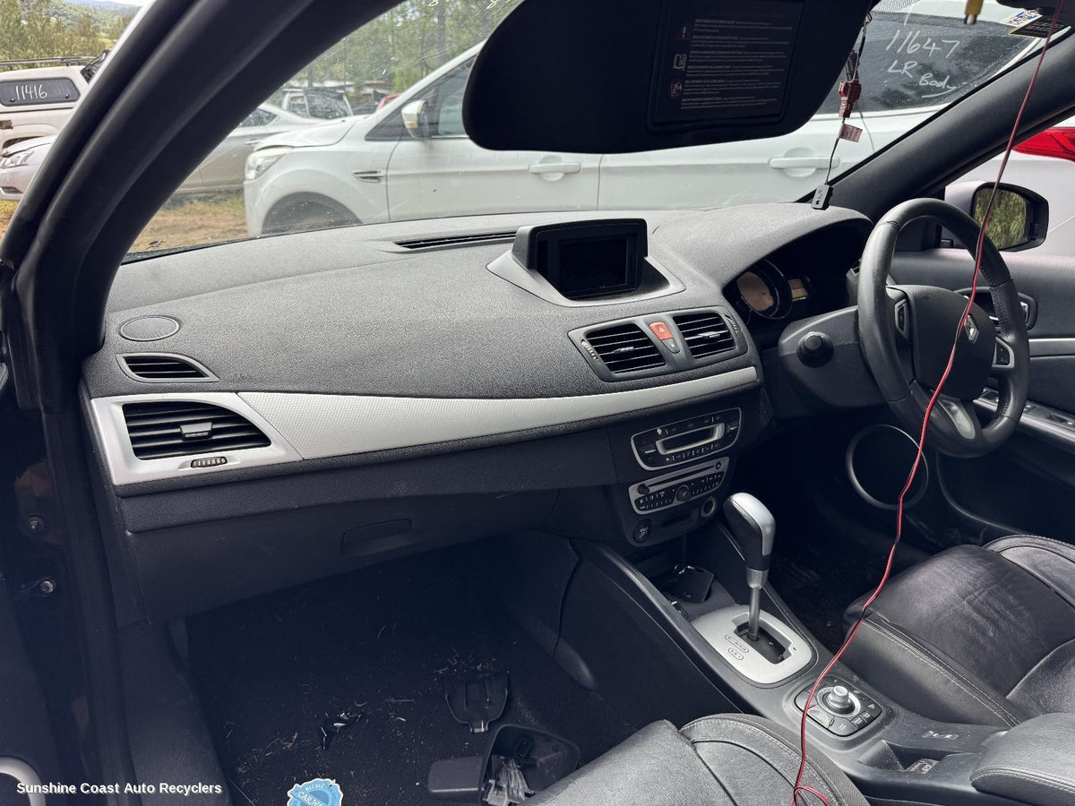 2010-2016 Renault Megane Misc