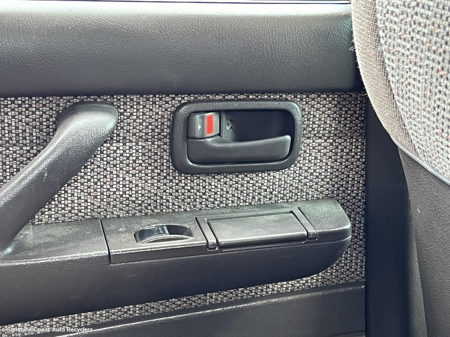1993 Toyota Landcruiser Door Handle