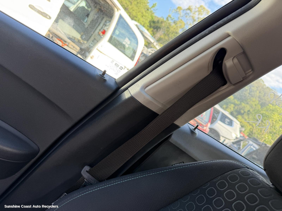 2013-2016 Holden Trax Seatbelt Stalk