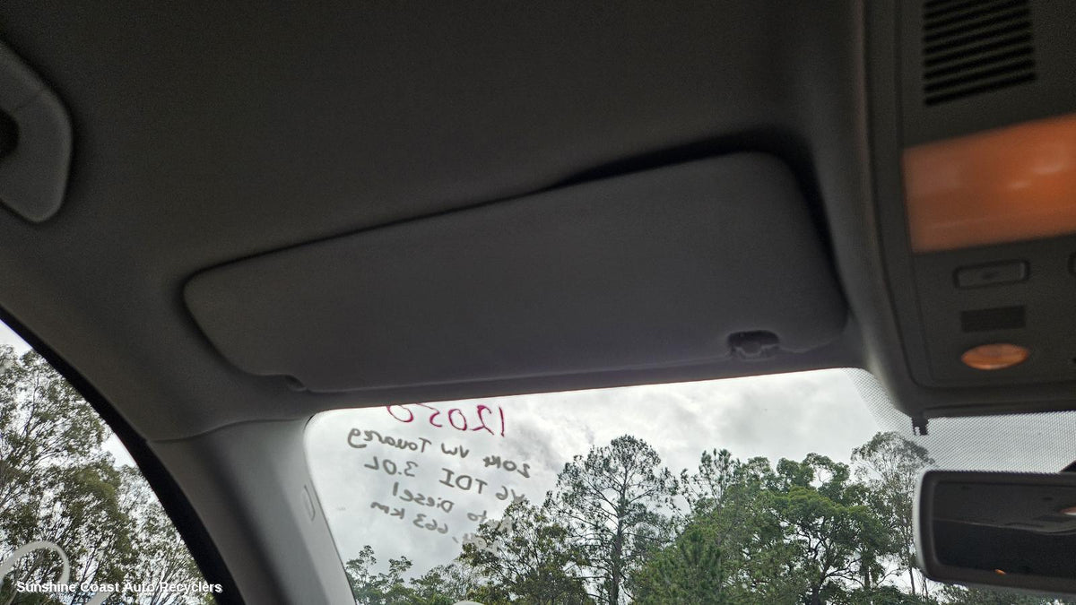 2010-2018 Volkswagen Touareg Sunvisor