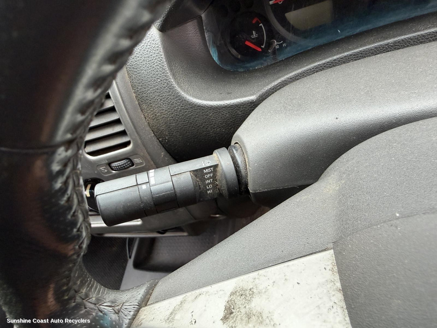 2011 Nissan Navara Combination Switch