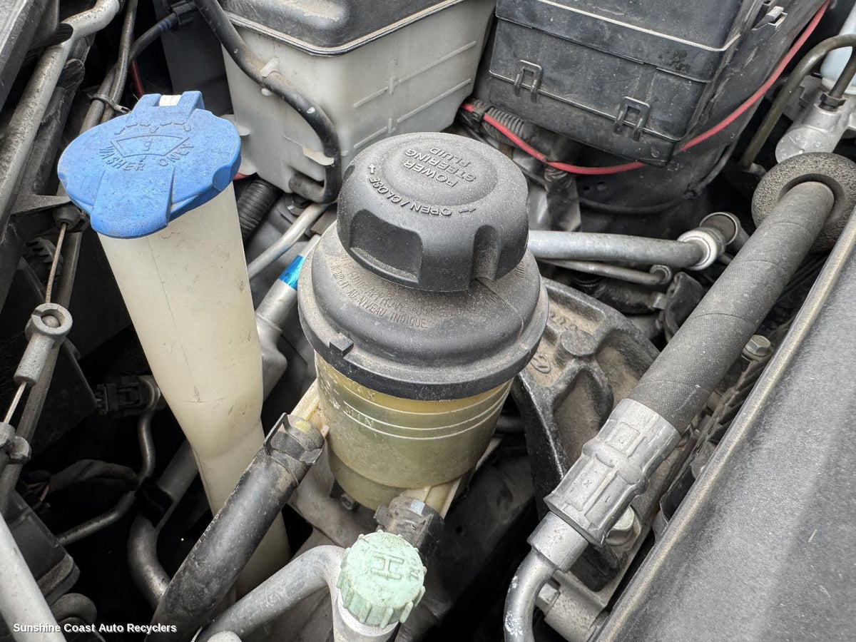 2005-2012 Hyundai Santa Fe P S Reservoir