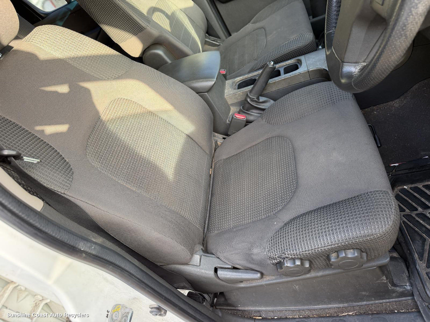 2008-2013 Nissan Pathfinder Seatbelt Stalk