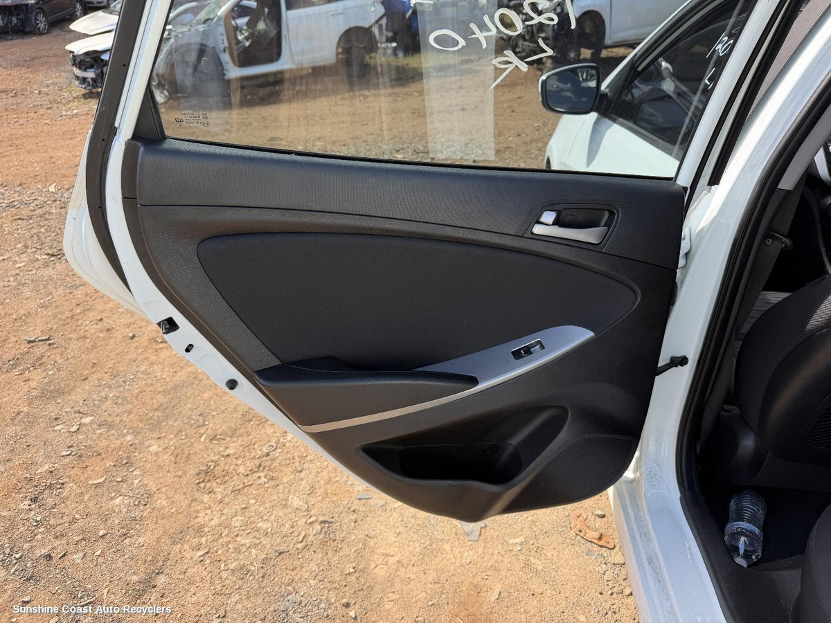 2011-2019 Hyundai Accent Door Handle