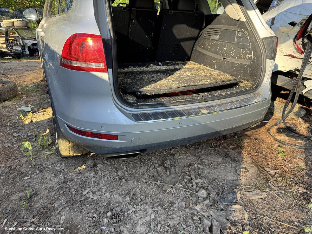 2010-2018 Volkswagen Touareg Rear Bumper