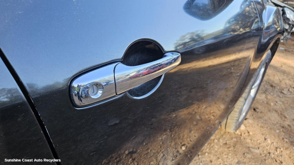 2006-2012 Mazda Cx7 Door Handle