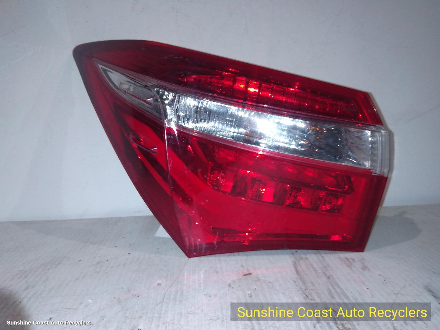2014 Toyota Corolla Left Taillight