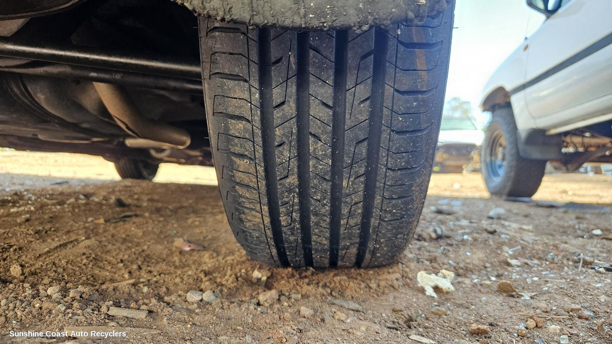 2000-2003 Hyundai Elantra Tyre